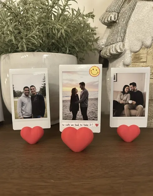 Kệ Đỡ Ảnh Polaroid & Ảnh Hình Trái Tim - Image 1