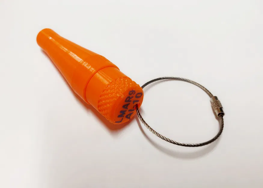 Hộp bảo vệ bugi NGK LMAR9AI-10 để mang theo làm phụ tùng dự phòng - Image 2