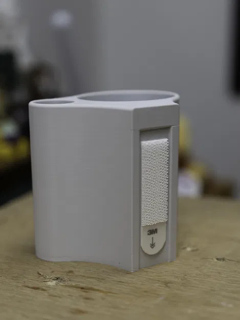 Giá Treo Tường Đựng Bàn Chải/Kem Đánh Răng Dùng Command Strip - Image 2