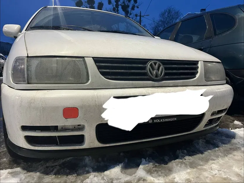 Nắp che móc kéo VW Polo 3 - Image 2