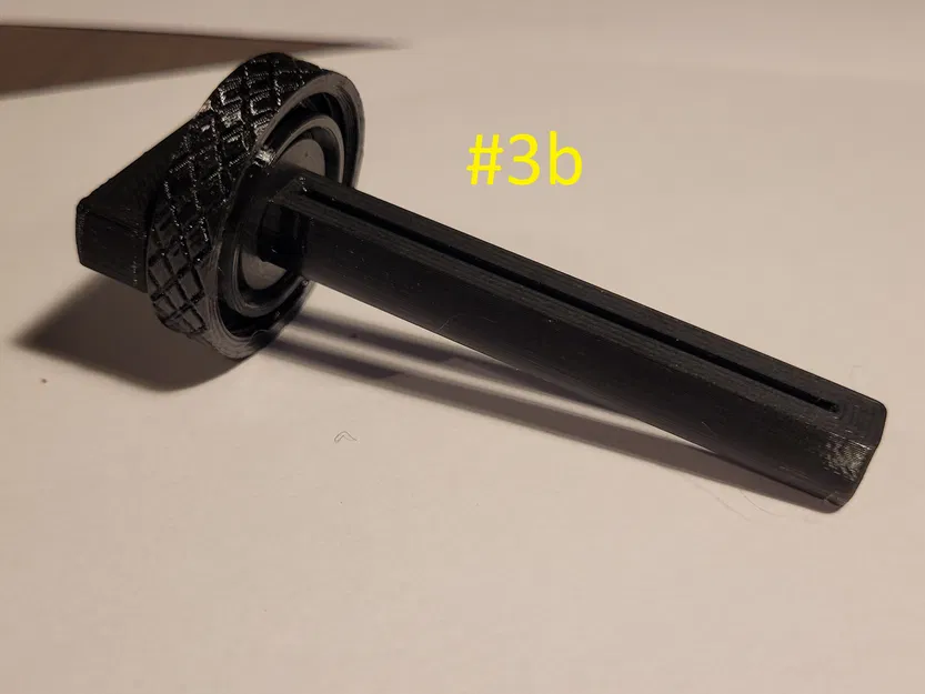 Tube squeezer – Dụng cụ vắt tuýp có tay quay - Image 4