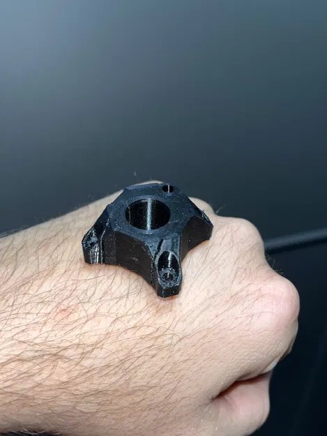 Cửa vào cáp V2 (cable inlet V2) - Image 4