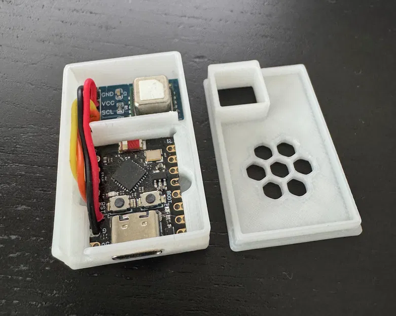 Hộp ESP32-C3 + cảm biến CO2 - Image 2