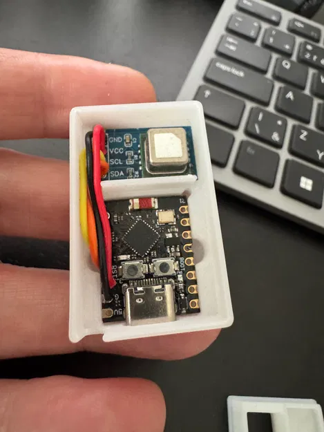 Hộp ESP32-C3 + cảm biến CO2 - Image 3