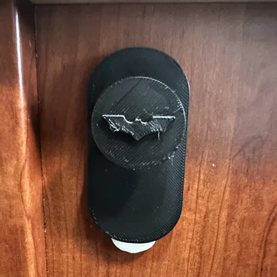 Móc treo Command Strip với logo Batman