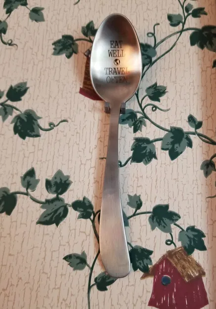 Giá treo muỗng trang trí (Decorative spoon holder) - Image 1