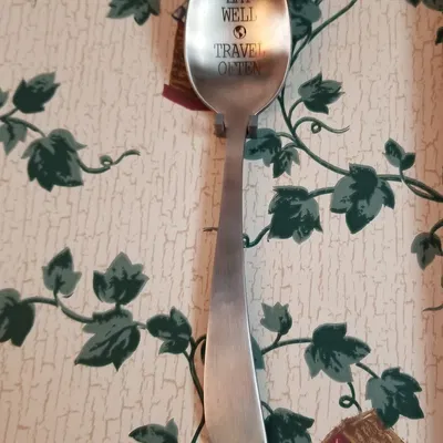 Giá treo muỗng trang trí (Decorative spoon holder)