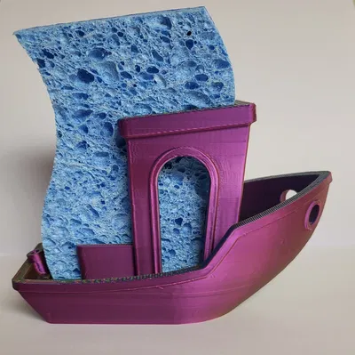 Benchy Sponge Holder (Giá đỡ miếng rửa chén Benchy)