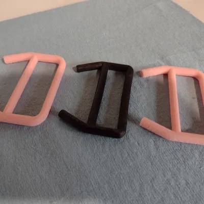 Kẹp Giữ Dây Hàng Rào (Fence Wire Up Clip)