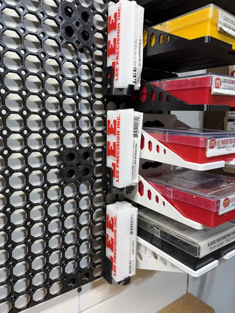 Giá đỡ Lee Quick Trim Die Holder - Multiboard - Image 1