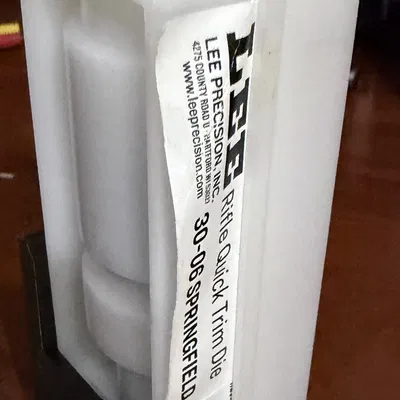 Giá đỡ Lee Quick Trim Die Holder - Multiboard