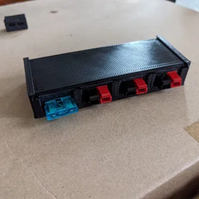 Hộp phân phối Anderson PowerPole dạng mô-đun, low profile (flat)