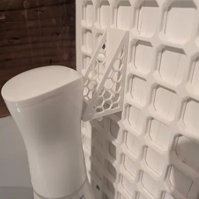 Giá treo chai xịt cho openGrid