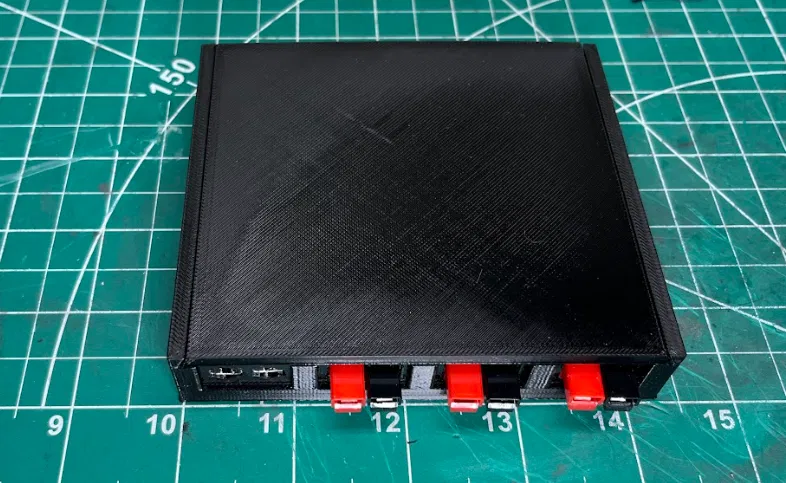 Hộp phân phối Powerpole (Powerpole distribution box) - Image 3