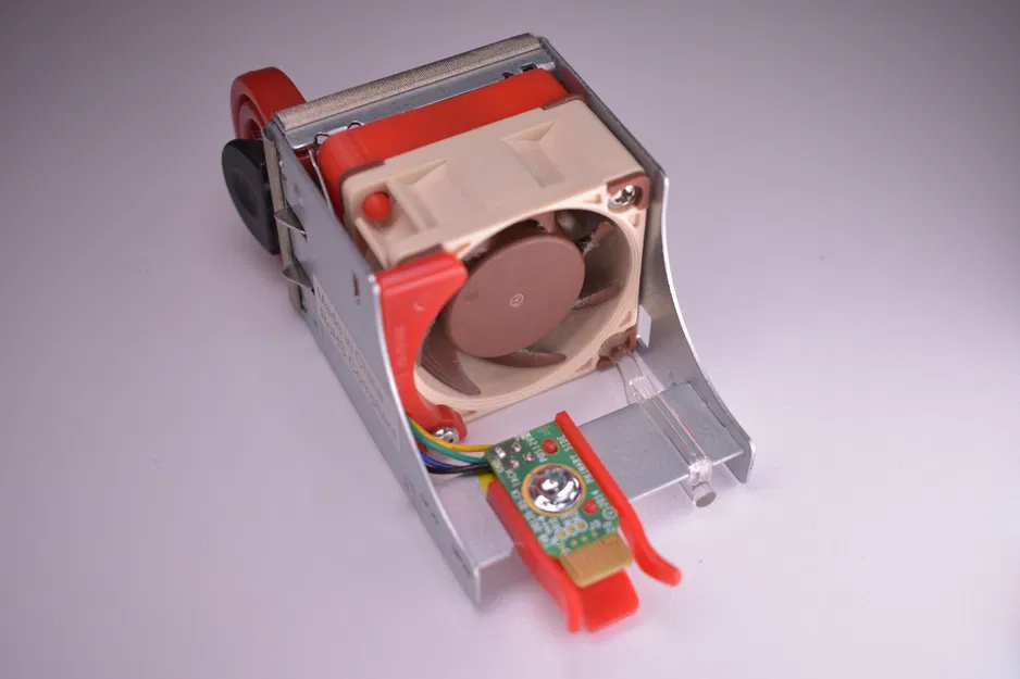 Spacer thay quạt tản nhiệt Arista sang Noctua (Arista 7050TX) - Image 1