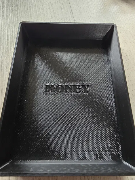 Insert Ada's Dream với chữ emboss (nổi) trên từng chi tiết - Image 4