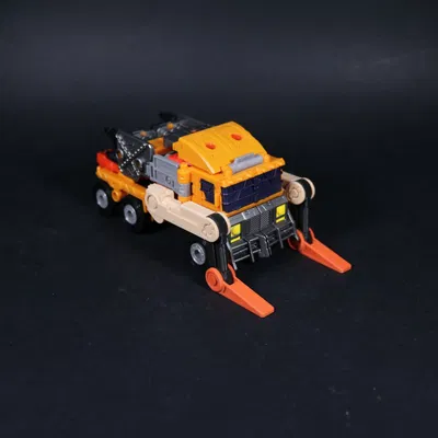 Tay Xe Rác cho Transformers AotP Animated Wreck Gar