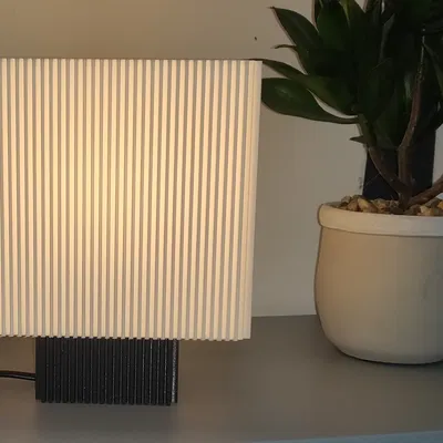 Đèn bàn cube gân (ribbed) scale 75%