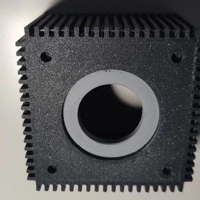 Đèn bàn cube gân (ribbed) scale 75%