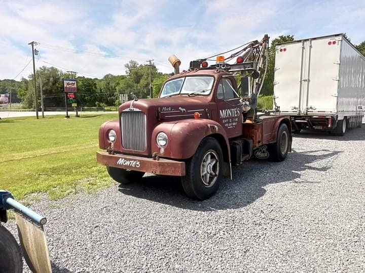 Wrecker – Xe cứu hộ Mack B Holmes 1959 - Image 1