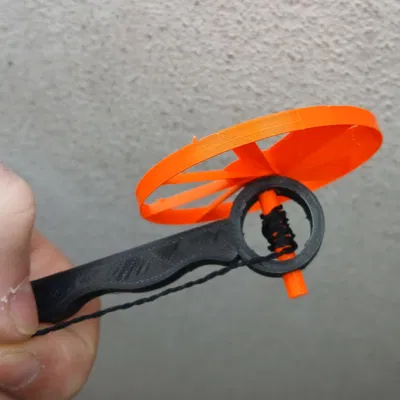 pervane - Cánh quạt kéo dây bay lên