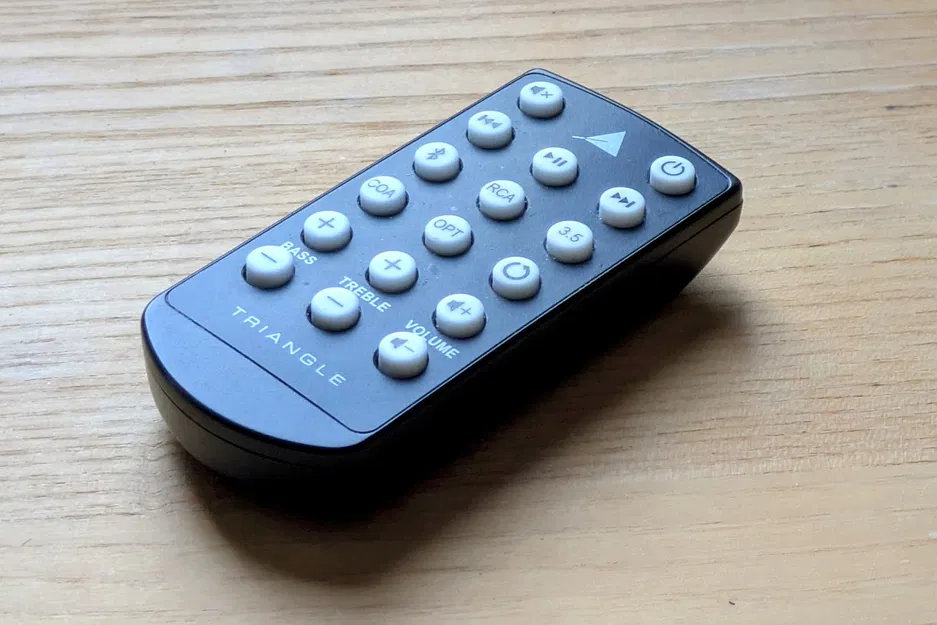 Nắp pin cho remote Triangle Elara LN01A (Battery cover replacement) - Image 1