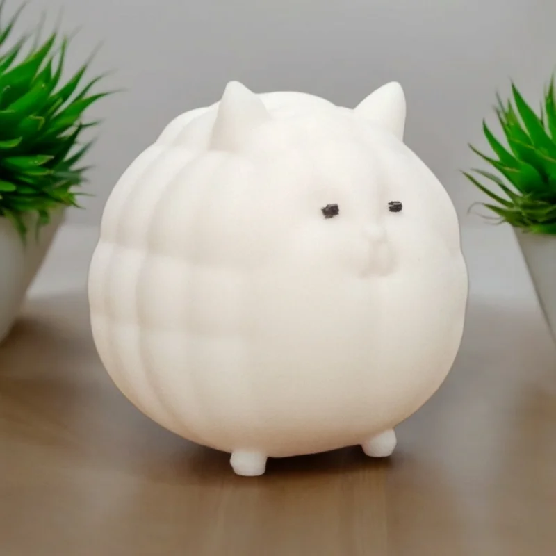 Mèo Mũm Mĩm Dễ Thương (Cute Chubby Cat)