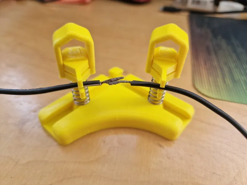 Tay kẹp phụ hàn (Soldering Helping Hand/Third Hand) - Image 1