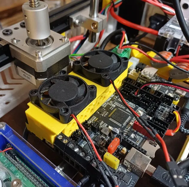 SKR 3 EZ - Làm mát driver bằng 2 quạt 40mm - Image 1