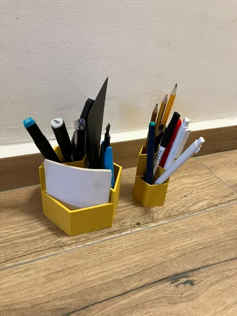 Kệ đựng đồ văn phòng hình lục giác (Hexagonal Stationery Stand) - Image 1