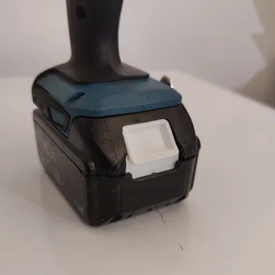 Nút bấm pin Makita (Makita Battery Button)