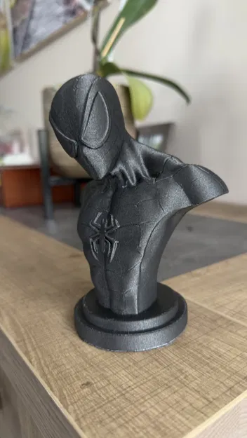 Bust de Spiderman - Image 2