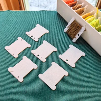 Bobbins thêu mượt & đơn giản (Smooth & Simple Embroidery Bobbins)