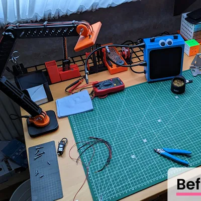 Đèn bàn xoay điều chỉnh được (Adjustable Turning Desk Light)