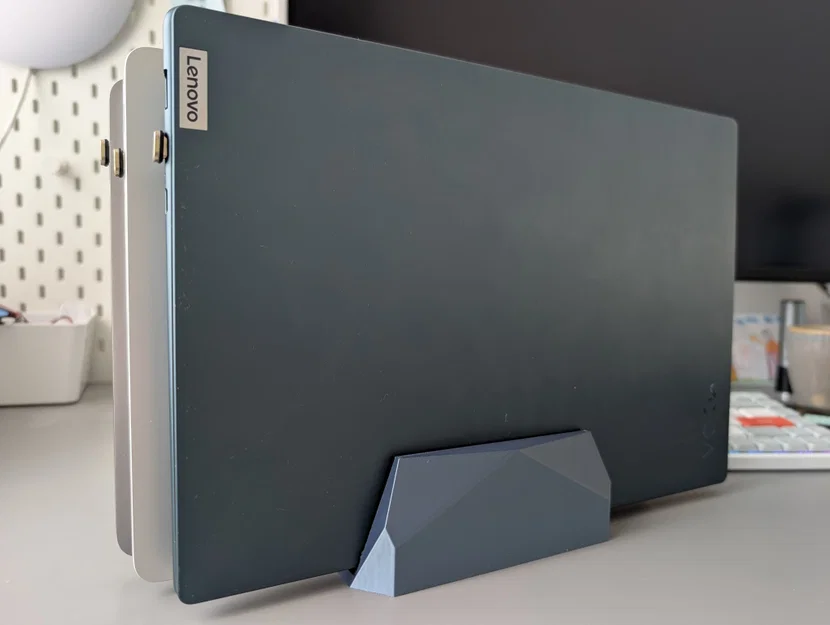 Kệ dựng laptop dọc cho 3 laptop - Image 4