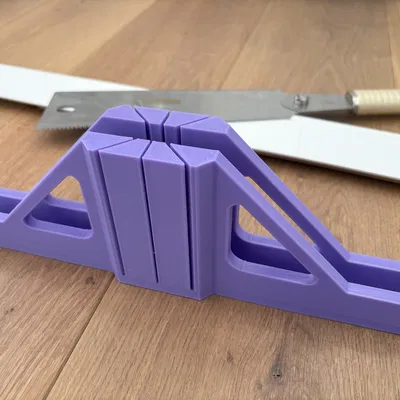 Hộp dẫn cưa cho phào chân tường (baseboard) 15mm