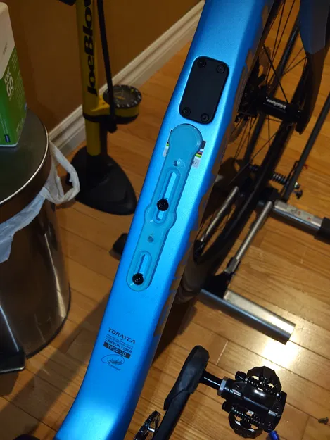 Tấm dời Fidlock bottle cage shifer cho bình lớn hơn - Image 3