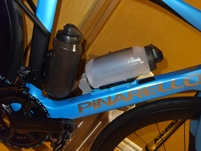 Tấm dời Fidlock bottle cage shifer cho bình lớn hơn - Image 5