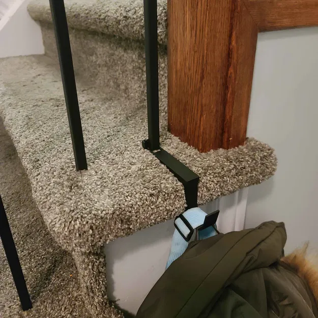 Móc treo cầu thang (stair hanger) - Image 1