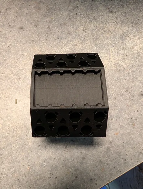 Khối động cơ W12 (W12 Engine Block) - Image 1