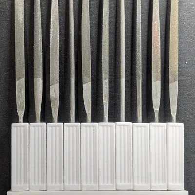 Giá đỡ & tay cầm bộ needle file 10 món: để bàn hoặc gắn tường