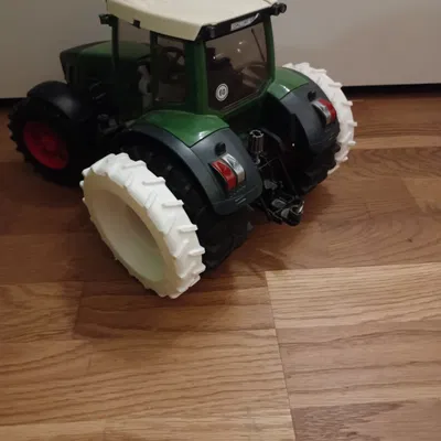 Bánh đôi hẹp cho máy kéo Bruder