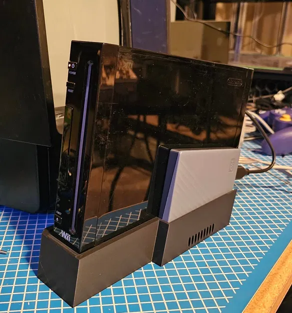 Kệ đỡ Wii kèm khe đặt ổ cứng (Wii Stand with Hard Drive) - Image 1