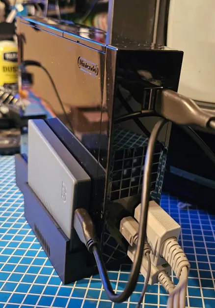 Kệ đỡ Wii kèm khe đặt ổ cứng (Wii Stand with Hard Drive) - Image 5