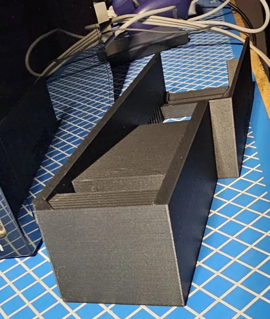 Kệ đỡ Wii kèm khe đặt ổ cứng (Wii Stand with Hard Drive) - Image 7