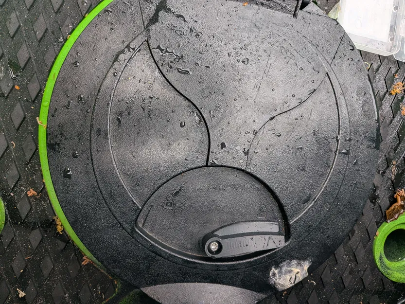 Thay thế latch nắp hatch cho kayak (Kayak Hatch lid latch replacement) - Image 1