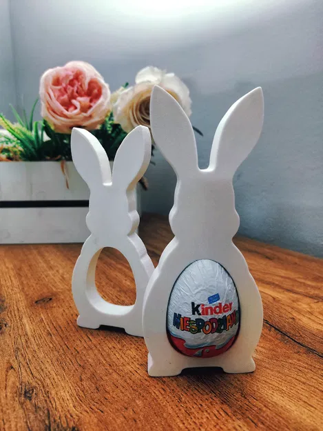 Thỏ Kinder – Giá đỡ thỏ Phục Sinh cho trứng Kinder Surprise - Image 1