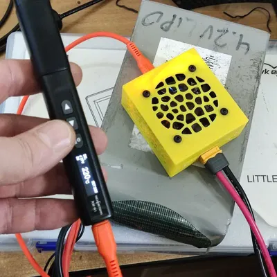 Vỏ Ultimate 140W FPV Power Bank (PD 3.1 28V 5A / 2-6S LiPo)