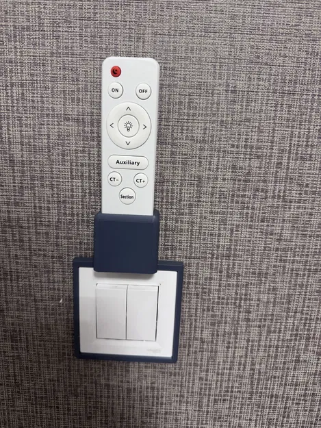 Khung Universal Switch-Remote Frame (Gắn Công Tắc & Dock Remote) - Image 1