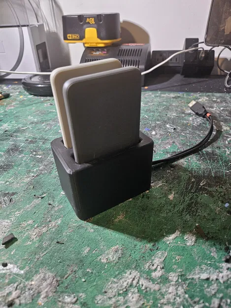 Trạm sạc Power Bank (Power Bank Charging Station) - Image 1